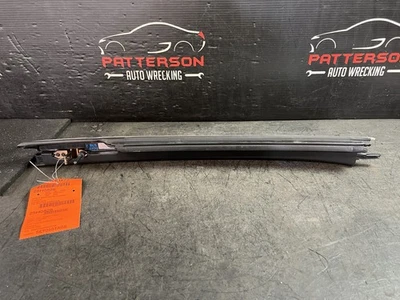 08-15 SMART FORTWO CONVERTIBLE PASSENGER RIGHT RH UPPER ROOF SLIDE SIDE RAIL - Image 1 of 4