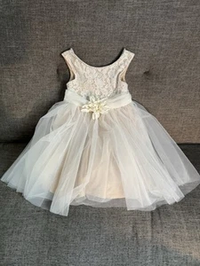 Azazie Flower Girl Dress (Size 5) - Picture 1 of 2