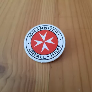 🌻 JUH Johanniter Pin Button Anstecker 4 cm Durchmesser *neu*🌻 - Bild 1 von 2