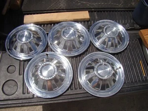 64 1964 Pontiac GTO Lemans Tempest Deluxe Hubcaps Set of 5 Original - Bild 1 von 10