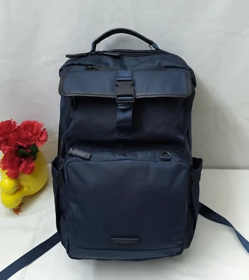 Baggallini 海军蓝 尼龙 通勤 便携式电脑 轻量级 背包 — 第 1/4 张图片