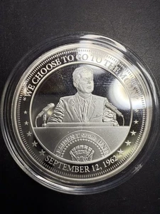 2017 Fiji One Dollar Commemorative JFK To The Moon Speech. - H13 - Picture 1 of 2