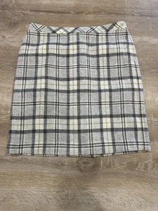 LL Bean Vintage Skirt  Size 12 Wool Gray Plaid Skirt Favorite Fit Lined Classic - Picture 1 of 12