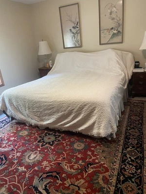 1980 年代贝茨女王床罩白色床罩奖章带条纹 — 第 1/4 张图片