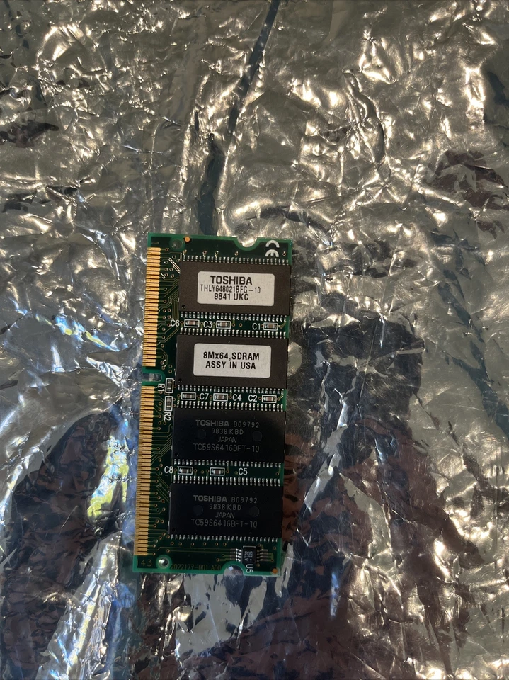 TOSHIBA THLY648021BFG 8Mx64 SDRAM - Image 1 of 2