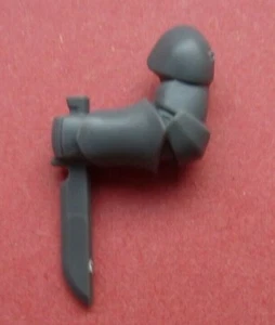 Space Marine PRIMARIS ASSAULT INTERCESSOR BRACCIO SINISTRO E COLTELLO - Punte 40K - Foto 1 di 1