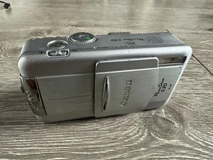 ꙮ Canon PowerShot S30 3.2MP Digital Camera 3X Optical Zoom *UNTESTED* - Picture 1 of 5