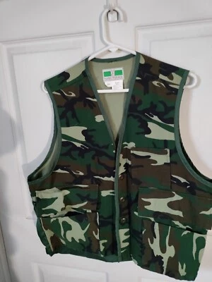 Game Winner Sportswear Hunting Vest Pocket Ammo Organizer Green Camo Vintage M - Image 1 of 4