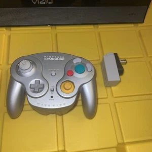 Offizieller GameCube Nintendo WAVE BIRD Wireless Control Silber + Dongle Receiver - Bild 1 von 17