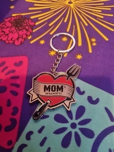 NEW Authentic Mom’s Spaghetti Keychain Detroit Eminem Restaurant Moms Keyring - Picture 1 of 2