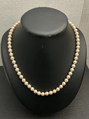 ANCIEN COLLIER DE PERLES BEIGE RONDES ET ARGENT AVEC VERMEIL - Photo 1/4