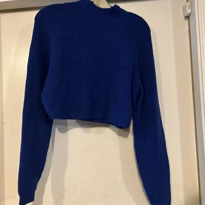 Hollister Cropped Sweater Women Size Small Blue Casual Winter - Picture 1 of 4