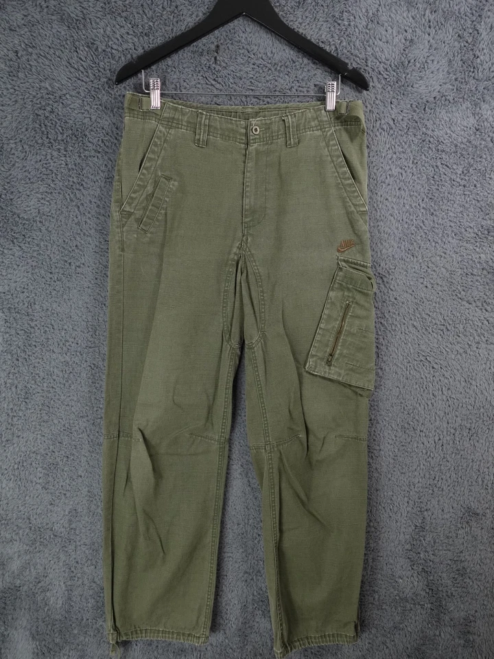 Pantalones cargo vintage Nike para hombre pequeños verdes caqui combate militares retro Y2K Foto 1 de 4