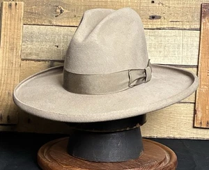 Bailey Clayton Cowboy Hat (6 3/4 21 Inch Circumference Tan) - Picture 1 of 11