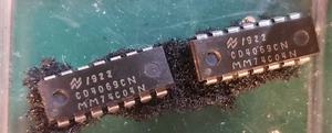 CD4069CN Inverter IC, 6 Func, 1 Ingresso, CMOS, PDIP14 2 PEZZI (ORG1-18)......... - Foto 1 di 3