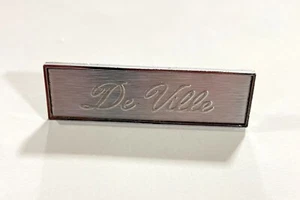 Cadillac De Ville 1970 emblema interior logotipo insignia 1488676 - Imagen 1 de 5