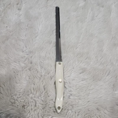 CUTCO 1724 9-3/4" Bread Slicer Knife with Pearl Handle Foto 1 de 3
