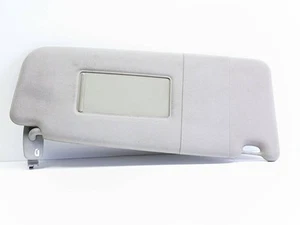 Audi A6 S6 C5 4B 2002 Front Right Sun Visor 4B0857552 UST119737 - Picture 1 of 6