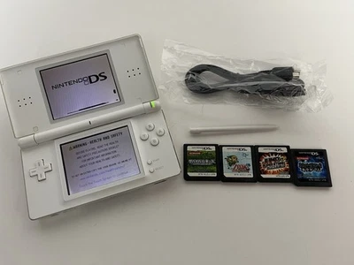 Nintendo DS Lite White Console + 4x Games* Zelda + Stylus + Charging USB- READ - image 1 of 4