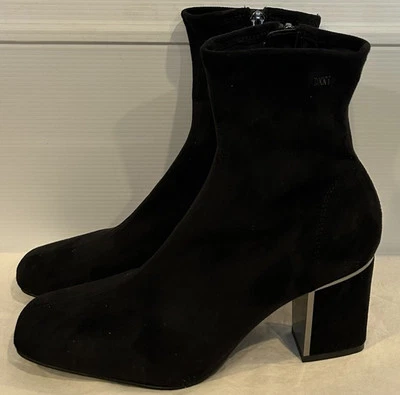 Botas de tornozelo elásticas DKNY pretas tamanho 6,5M, item #1800433, NOVAS! - Imagem 1 de 4