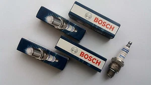 4 Zündkerzen Bosch W8 AC W8AC SONDERPREIS - Bild 1 von 1