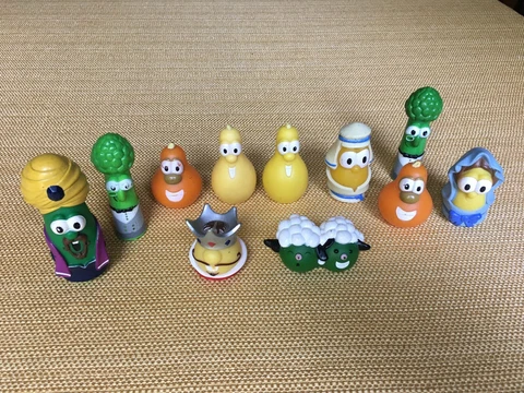 Veggietales figures Cover