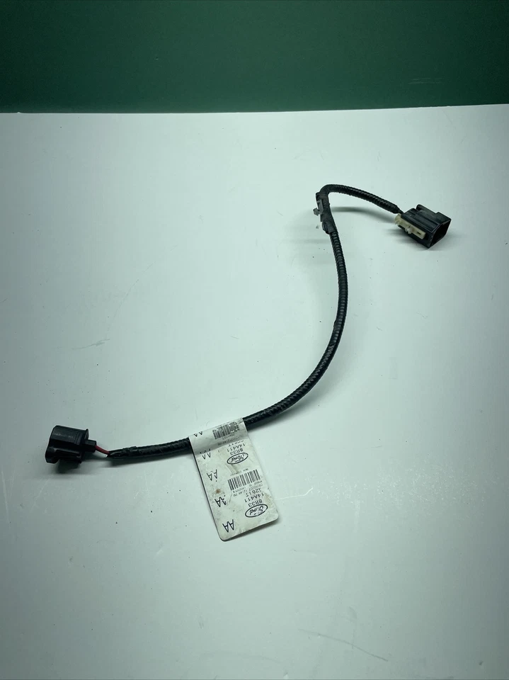 2009 Ford Mustang Fuel Vapor Canister Wire Harness 8R33-14A411-AA OEM - Image 1 of 4