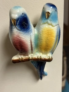 Vintage Double Parakeet Love Bird Budgie Ceramic Wall Pocket Royal Copley? Vase - Picture 1 of 8