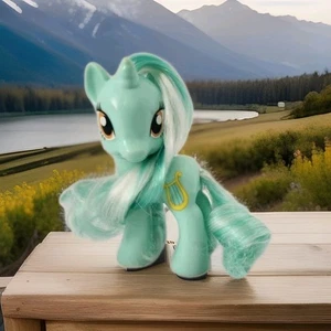 My Little Pony LYRA HEARTSTRINGS 3" Teal Unicorn Spazzolabile Posabile 2010 Hasbro - Foto 1 di 7