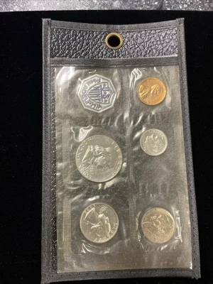 ￼1962 Philadelphia Mint Set Half Dollar To Penny - Image 1 of 3
