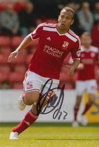 SWINDON TOWN HAND SIGNED JOSH COOKE 6X4 PHOTO 1. - Picture 1 of 1