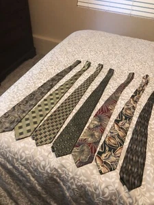 7 MENS TIES in green theme - Picture 1 of 7