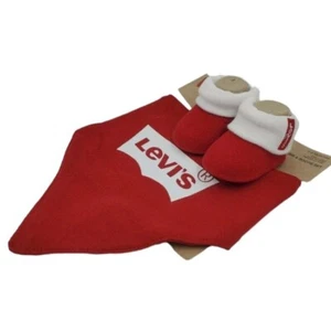 Levi's Baby Booties & Bib Set, 0-6 Months, Red, Shower Gift B32 MP - Picture 1 of 3