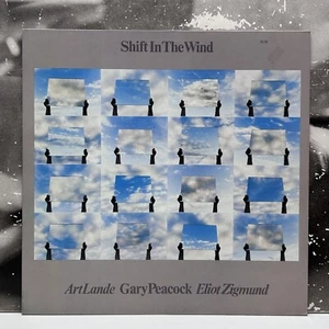GARY PEACOCK / ART LANDE ... SHIFT IN THE WIND LP EX/EX+ 1980 GERMANY ECM 1165 - Foto 1 di 2