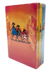 Gaither Sisters Trilogy Box Set: One Crazy Summer, P.S. Be Eleven, Gone Crazy in - Foto 1 di 7
