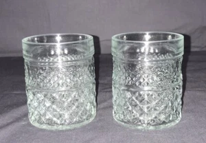2 Vintage Anchor Hocking Wexford Pattern Glasses - 225ml - Picture 1 of 3