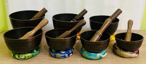 Klangschale - Klangschalen 7er Set - Chakra Heilklangschalenset - Meditation - Bild 1 von 3