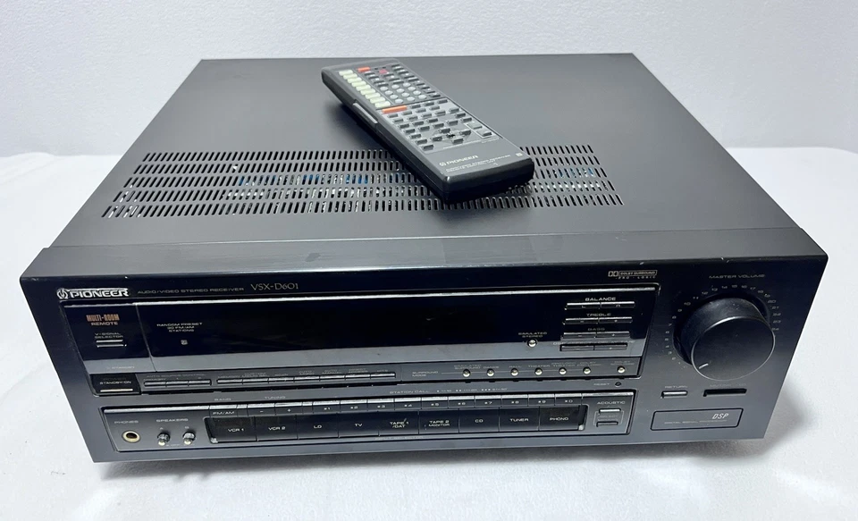 Pioneer VSX-D601 Audio - Video Stereo Receiver w/ Remote Bundle TESTED - Image 1 of 4