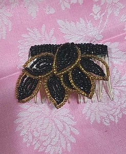 PETTINE PETTINE FERMACAPELLI vintage nero oro con perline foglia floreale! Spedizione gratuita - Foto 1 di 4