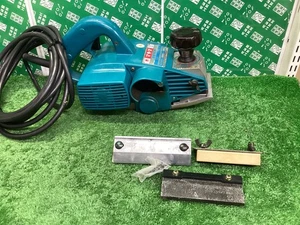 Cepilladora curva Makita 110 mm 1002B-A - Imagen 1 de 8