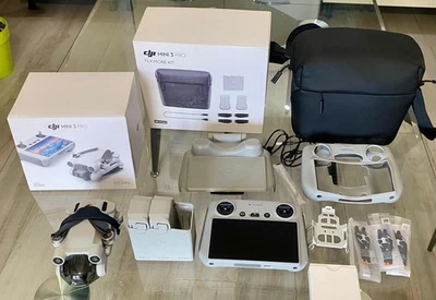 DJI Mini 3 Pro Fly More Combo + DJI RC Usato Testato 3 Batterie Garanzia - Image 1 of 4