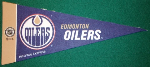 EDMONTON OILERS NHL MINI PENNANT, NEW & MADE IN USA Cover