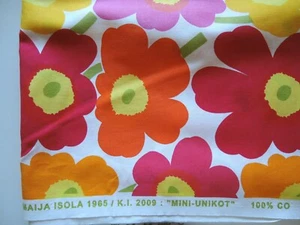 Marimekko Mini Unikko MINI-UNIKOT tela algodón Maija Isola 145x100cm - Imagen 1 de 10