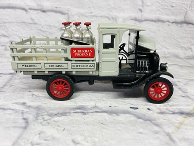 1923 雪佛兰 1 吨系列 D 丙烷拾音器 1: 32 经典系列模型 CV JD — 第 1/4 张图片