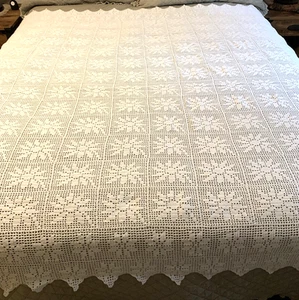 VTG Heirloom Daisy Crochet Coverlet Bed Spread Topper 88LX69W Twin RARE PATTERN - Picture 1 of 7