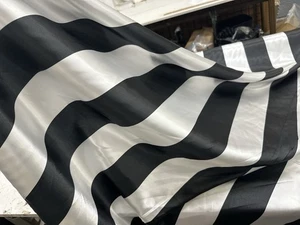 Faux Taft gestreift Stoff 59" Breite Meterware. Schwarz / Weiß - Bild 1 von 3