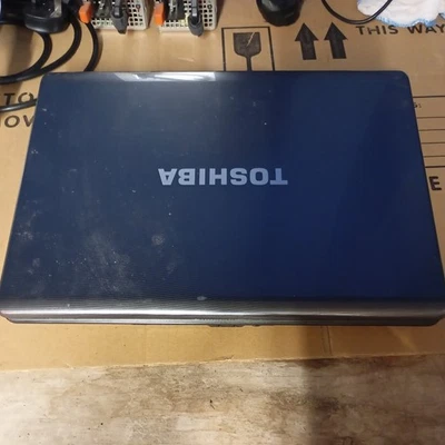 TOSHIBA SATELLITE L300-2cw UNTESTED - Image 1 of 4