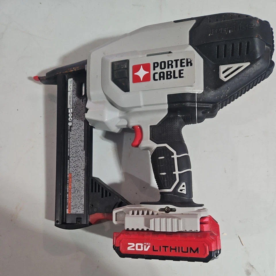 Clavadora Brad PORTER-CABLE 20V MAX inalámbrica calibre 18  Foto 1 de 2