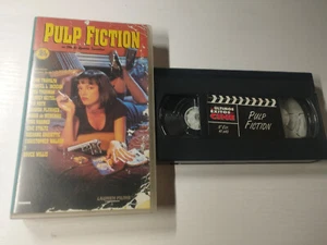 Pulp Fiction Quentin Tarantino John Travolta Thurman Willis VHS Tape Spanish - Picture 1 of 3