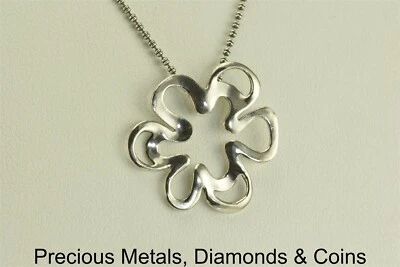 Colgante Flor N1347 Plata de Ley 28mm x 28mm con Cadena de Cuentas de 16" Foto 1 de 4